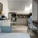 Srni-modry Podkrovi /dvojdomek U Vydra Διαμέρισμα