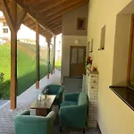 Srni-modry Podkrovi /dvojdomek U Vydra Διαμέρισμα Srní