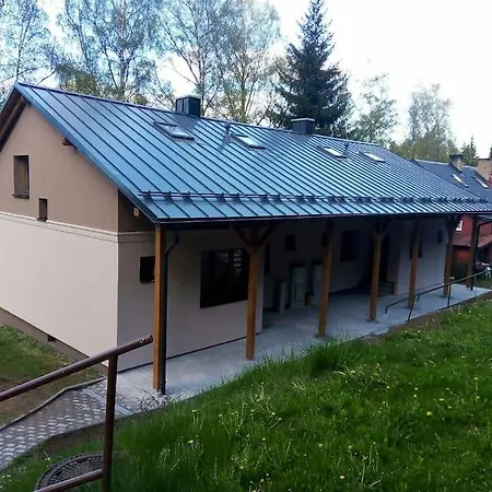Srni-modry Podkrovi /dvojdomek U Vydra *